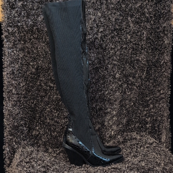Azalea Wang Shoes - Elegant Azalea Wang Black Over-the-Knee Boots